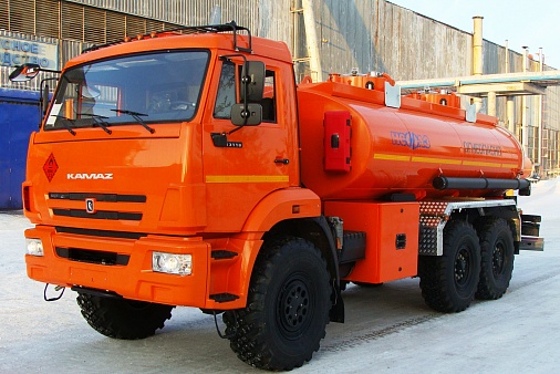 Tanker truck NEFAZ-66062