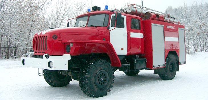 Пожарно-спасательный автомобиль на базе УРАЛ ПСА-2,5-40/100-4/400 (43206)