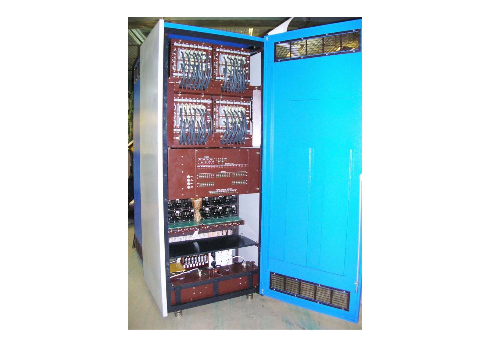Sistem kontrol prosesor mikro MSTU