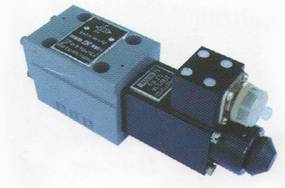 Hydrodistributors with a socket for electromagnet 
