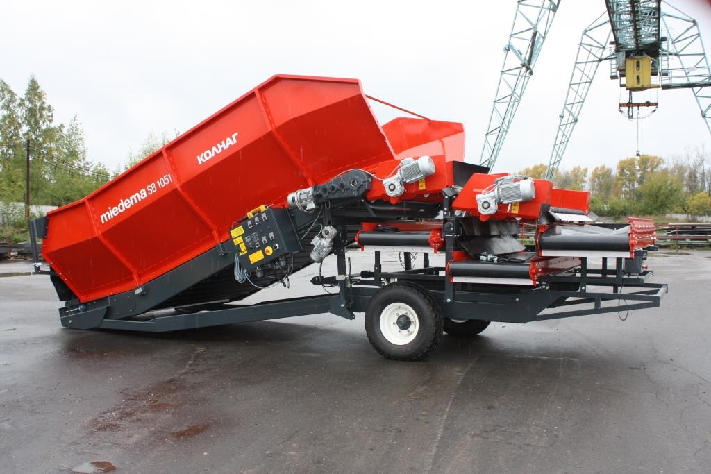 Receiving hoppers Miedema SB / MH