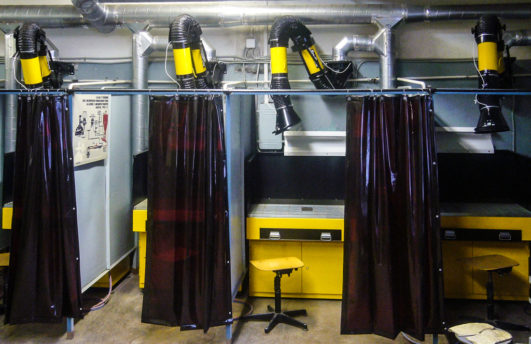 Professional welding and grinding workstation WT-CCZ-1200