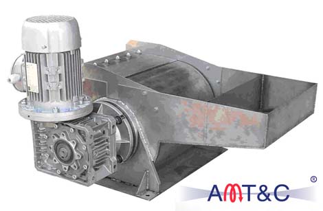 Magnetic separators for liquids