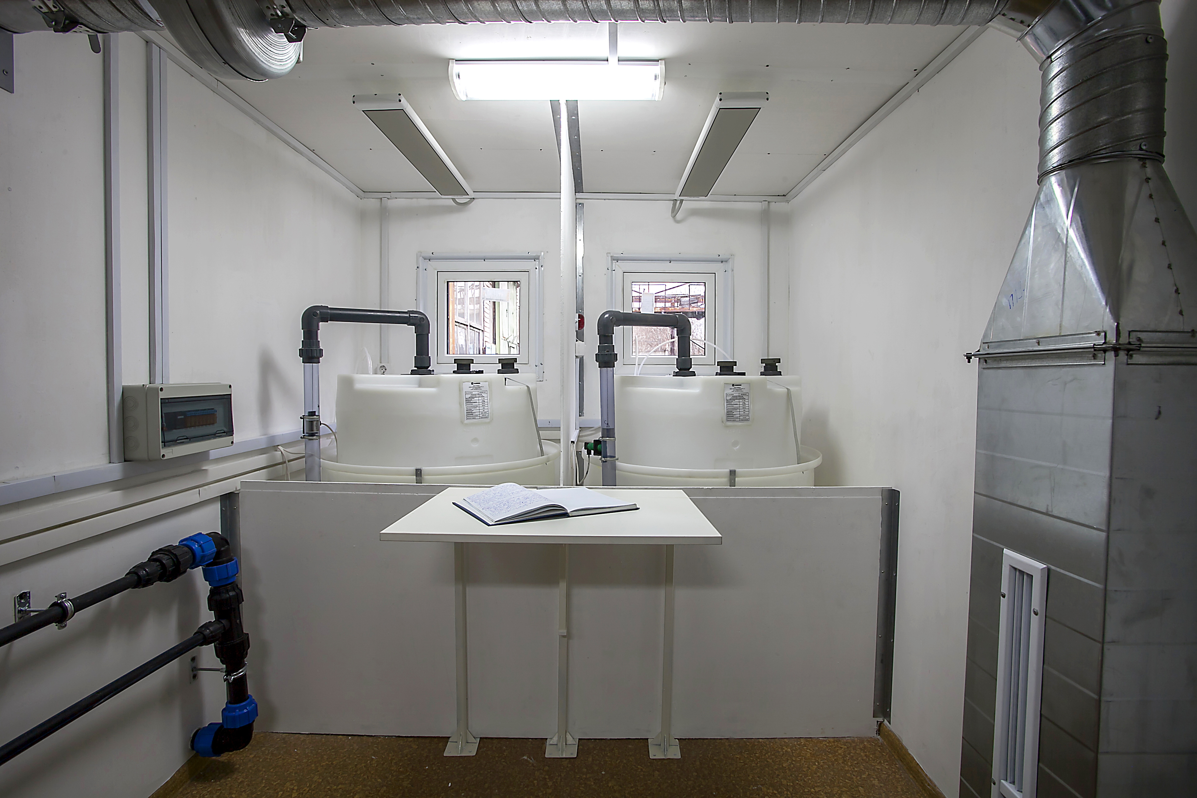 Units for purification and disinfection of water "DH-100" using disinfectant chlorine dioxide and chlorine