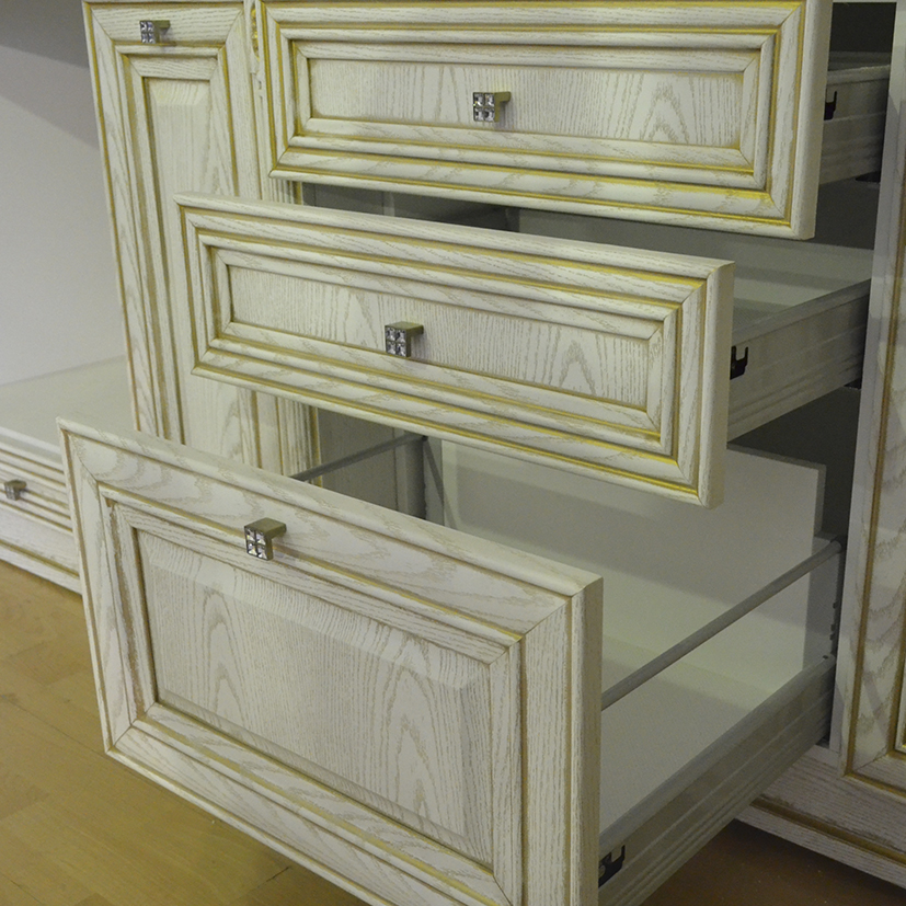 Грация (ЭК-93)