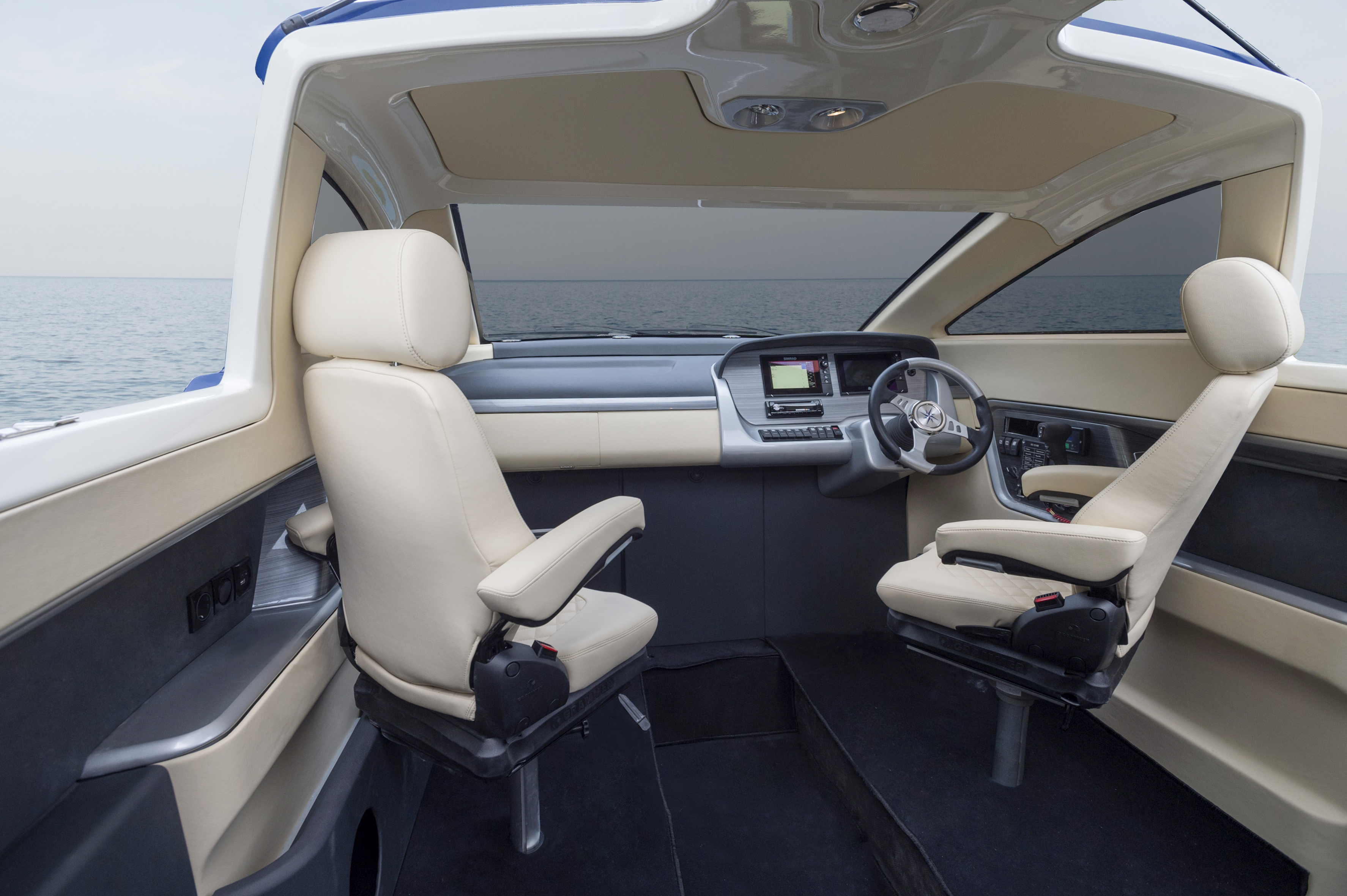 High speed hydrofoil boat Sagaris