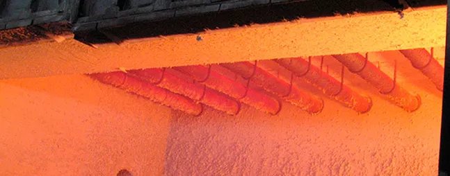  Нагревательный элемент, расположенный в металлической защитной трубе