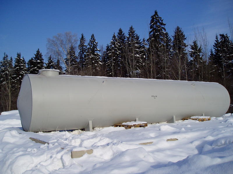 Tanks and storage tanks for petroleum products