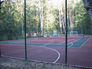 Ограждение спортивных площадок из панелей