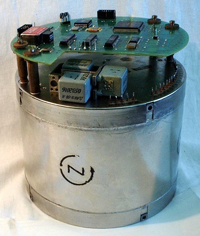Laser gyro-inertial unit AIS-402