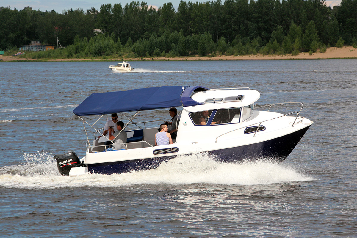 Pleasure composite boat Vympel 7000 OUTBOARD