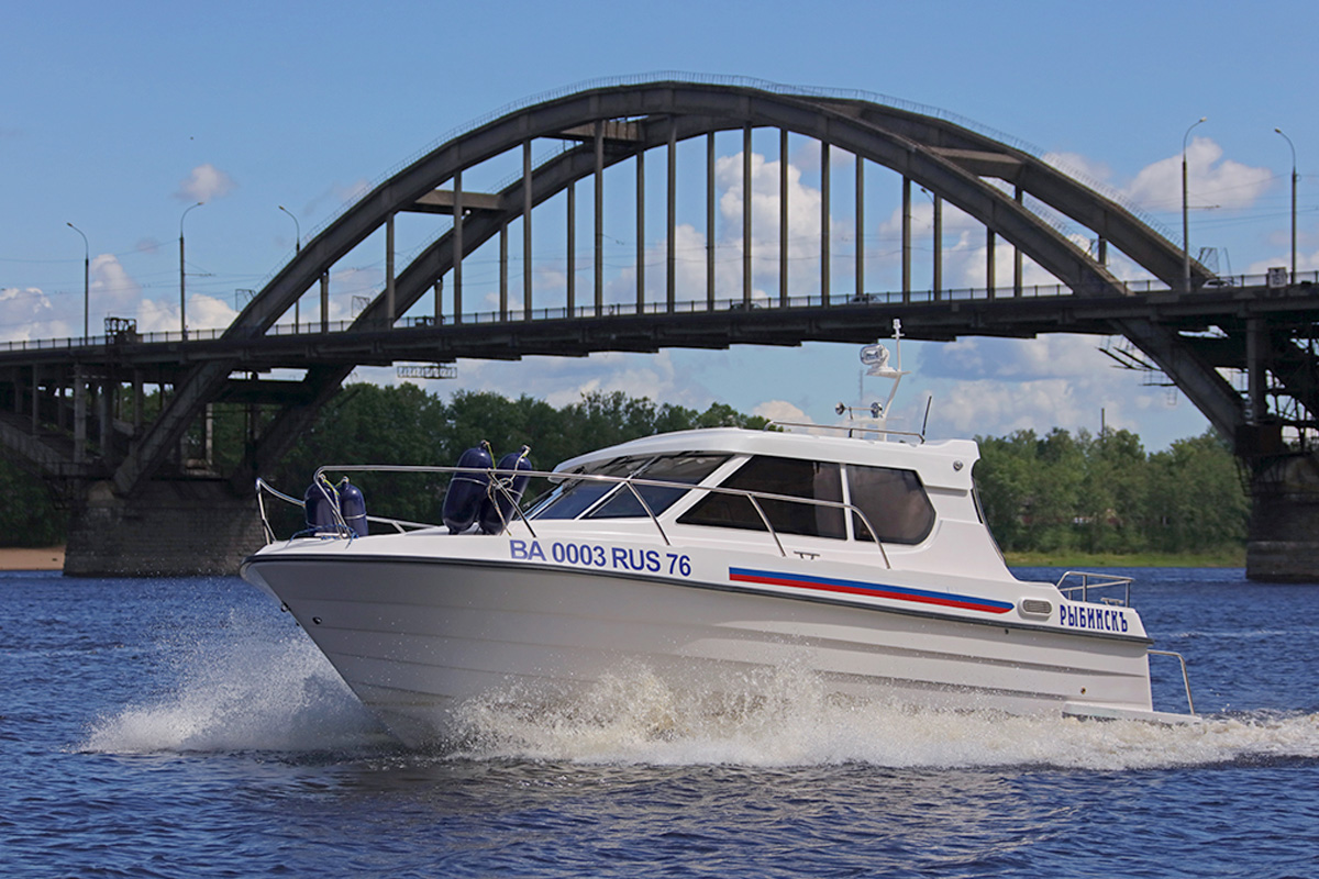 Walking composite boat Vympel 8100