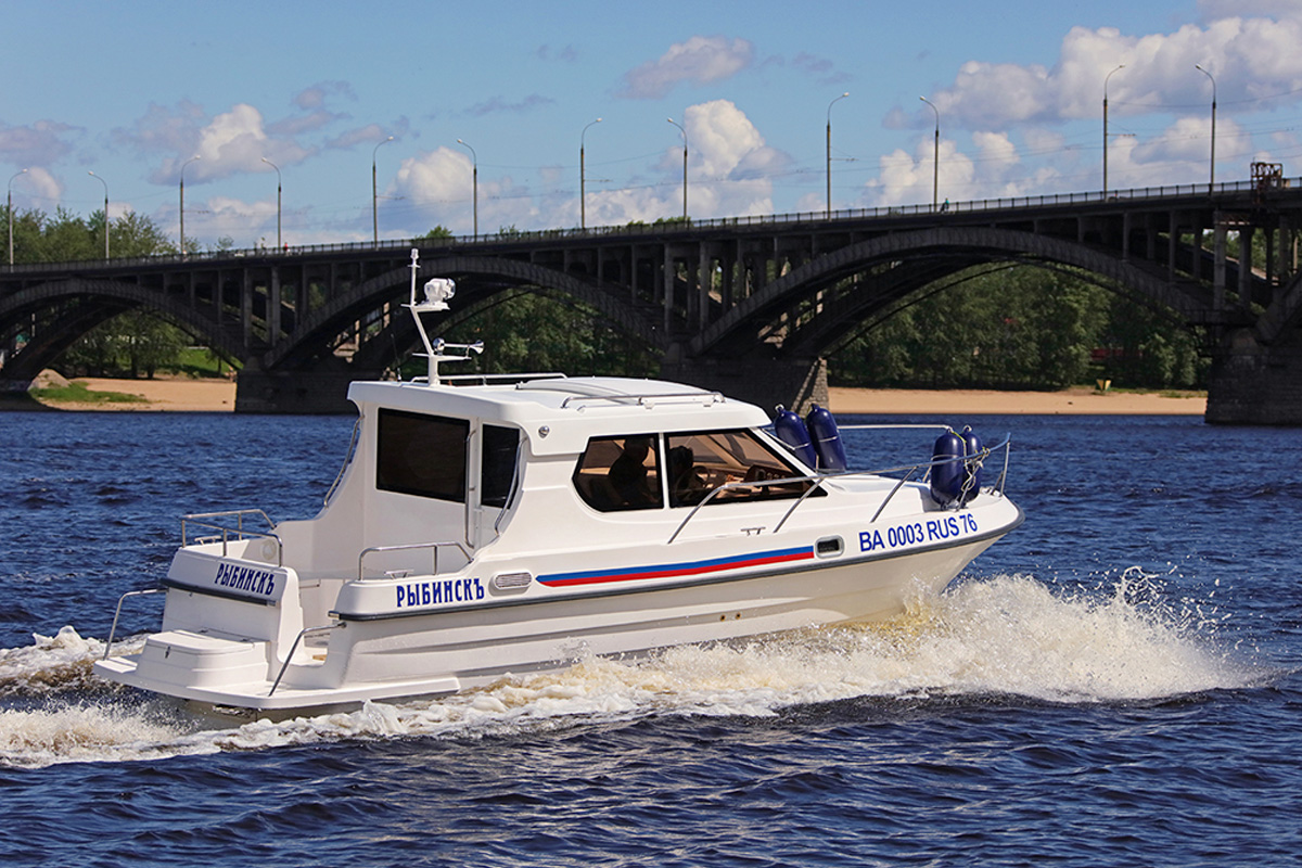 Walking composite boat Vympel 8100