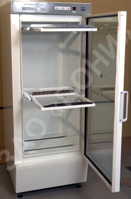 Cabinet for drying X-ray films 