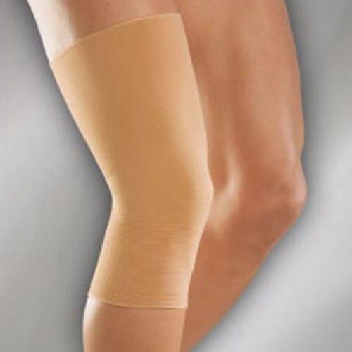 Фиксатор коленного сустава бежевый