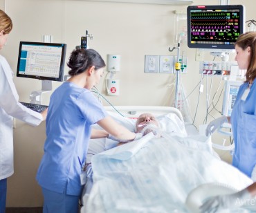 Intensive care and intensive care wards