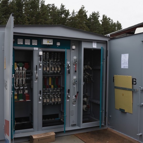 Outdoor transformer substation