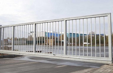 Sliding gate PROTECT