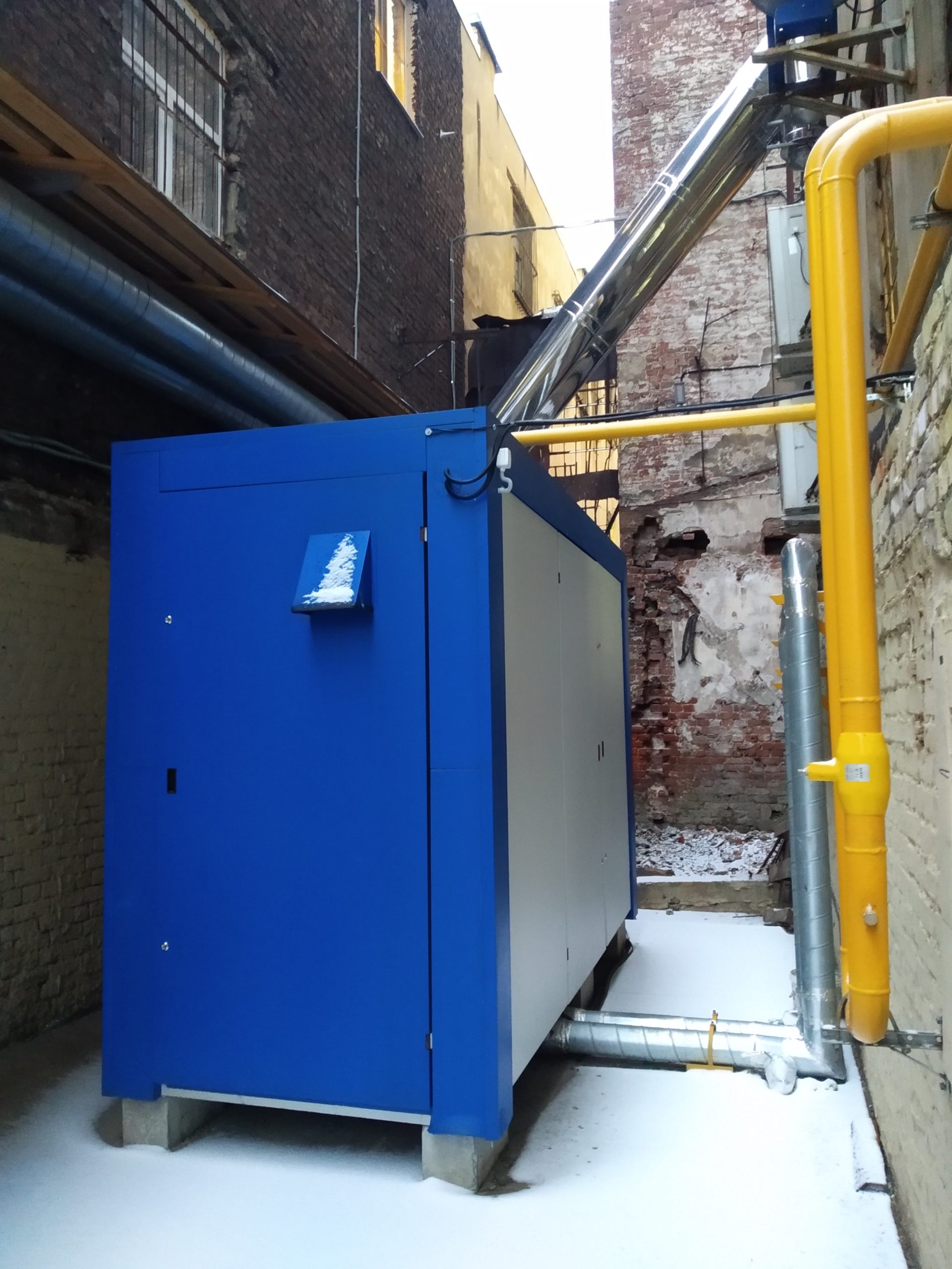 Outdoor heat generating unit TGU-NORD 350 M