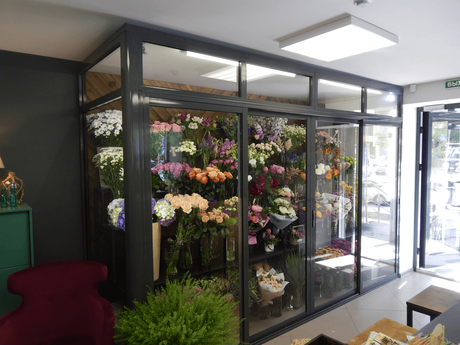 Refrigerator for flowers